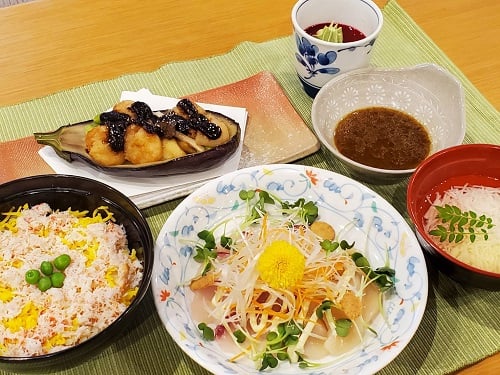 5月誕生会食