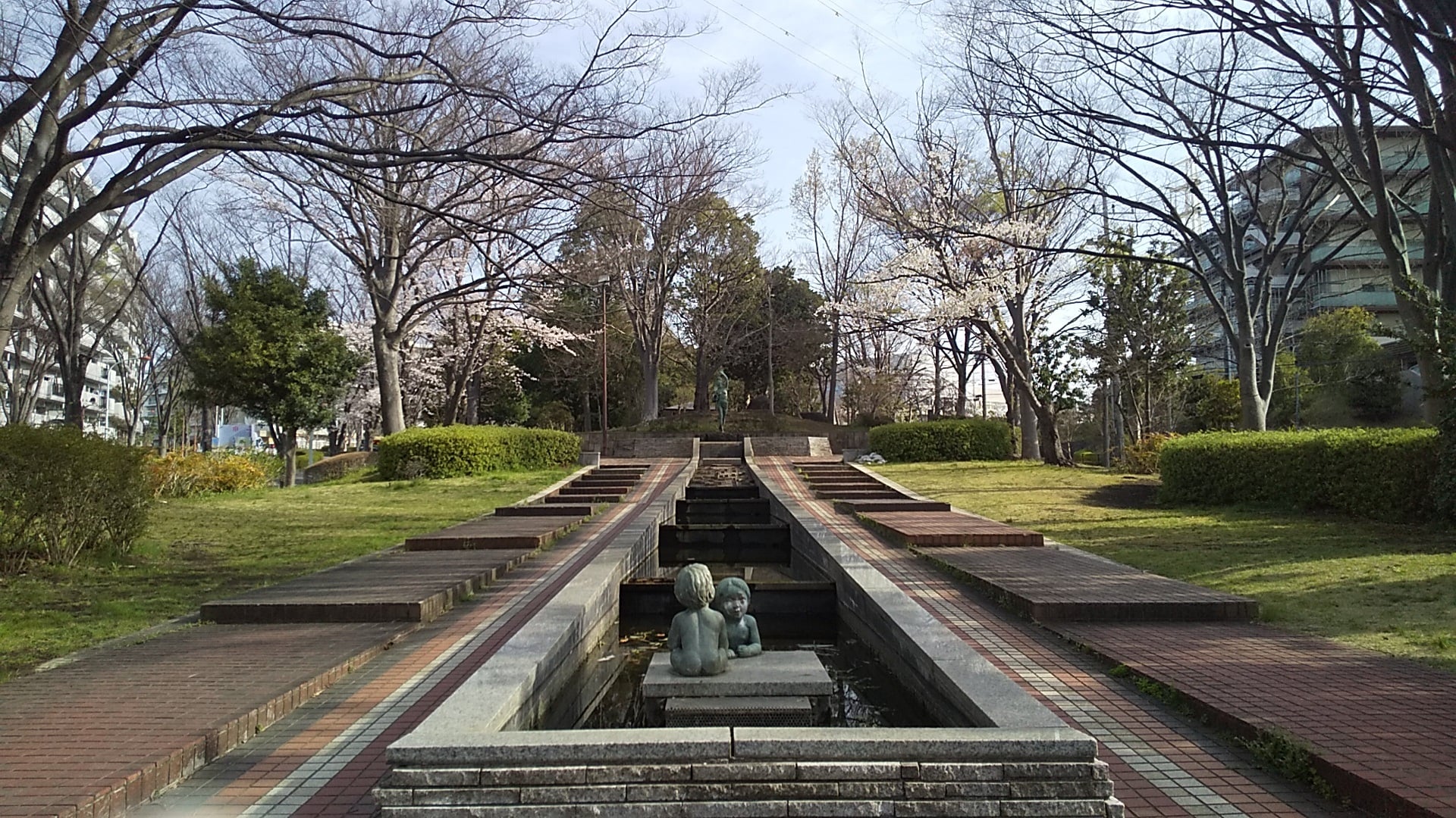 二番構公園の桜が見ごろです♪①