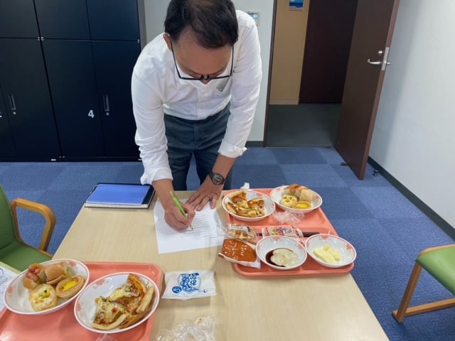 【新作メニューの試食会】