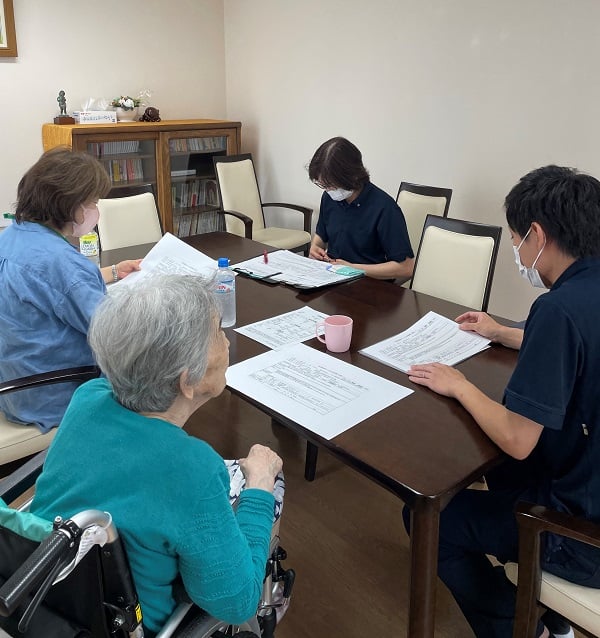 サービス担当者会議の様子をご紹介