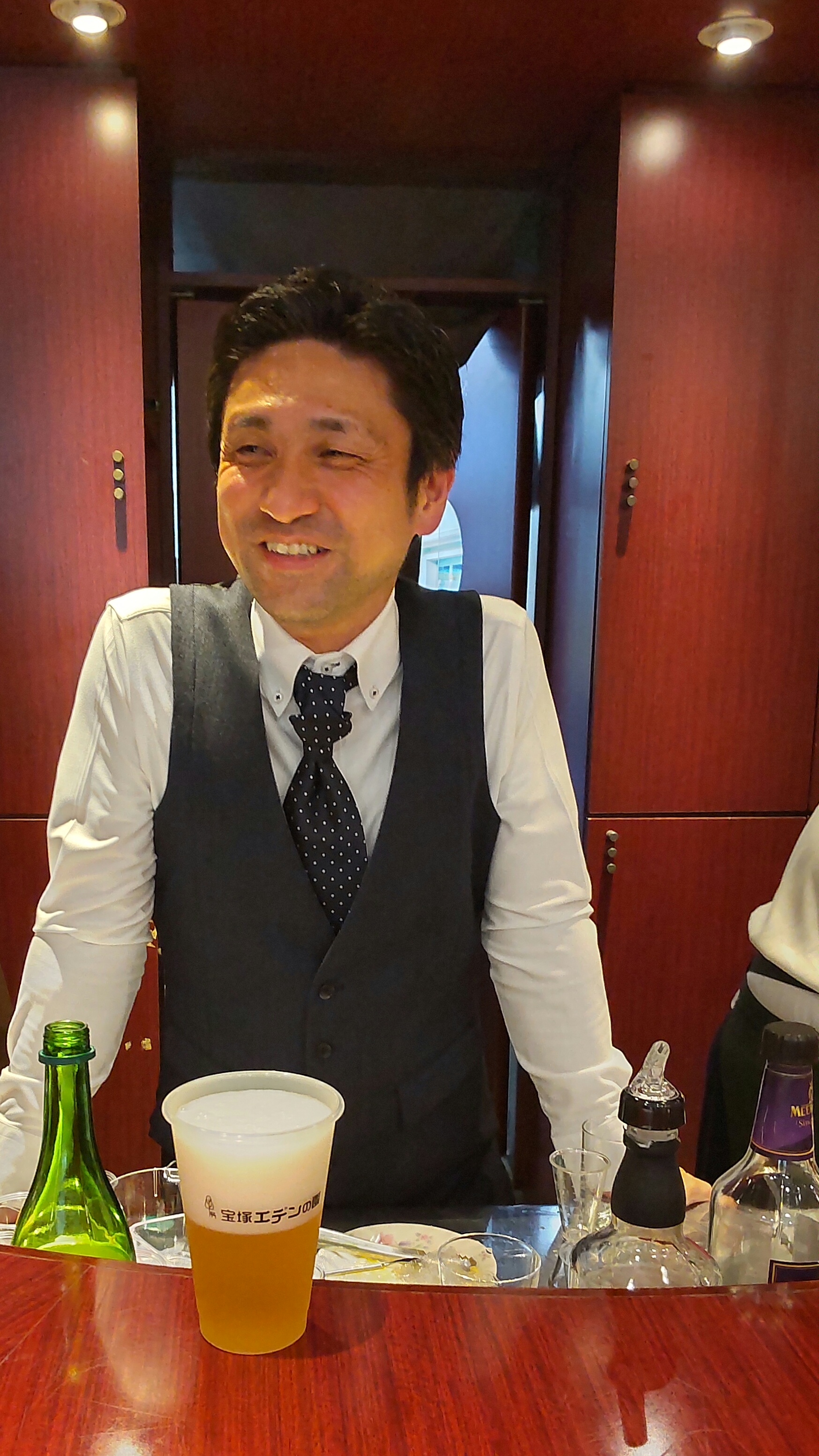 5/1　UKEBAR　開店