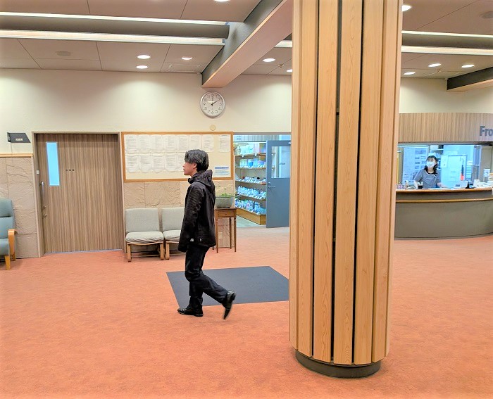 おまわりさんの日に「不審者対応訓練」