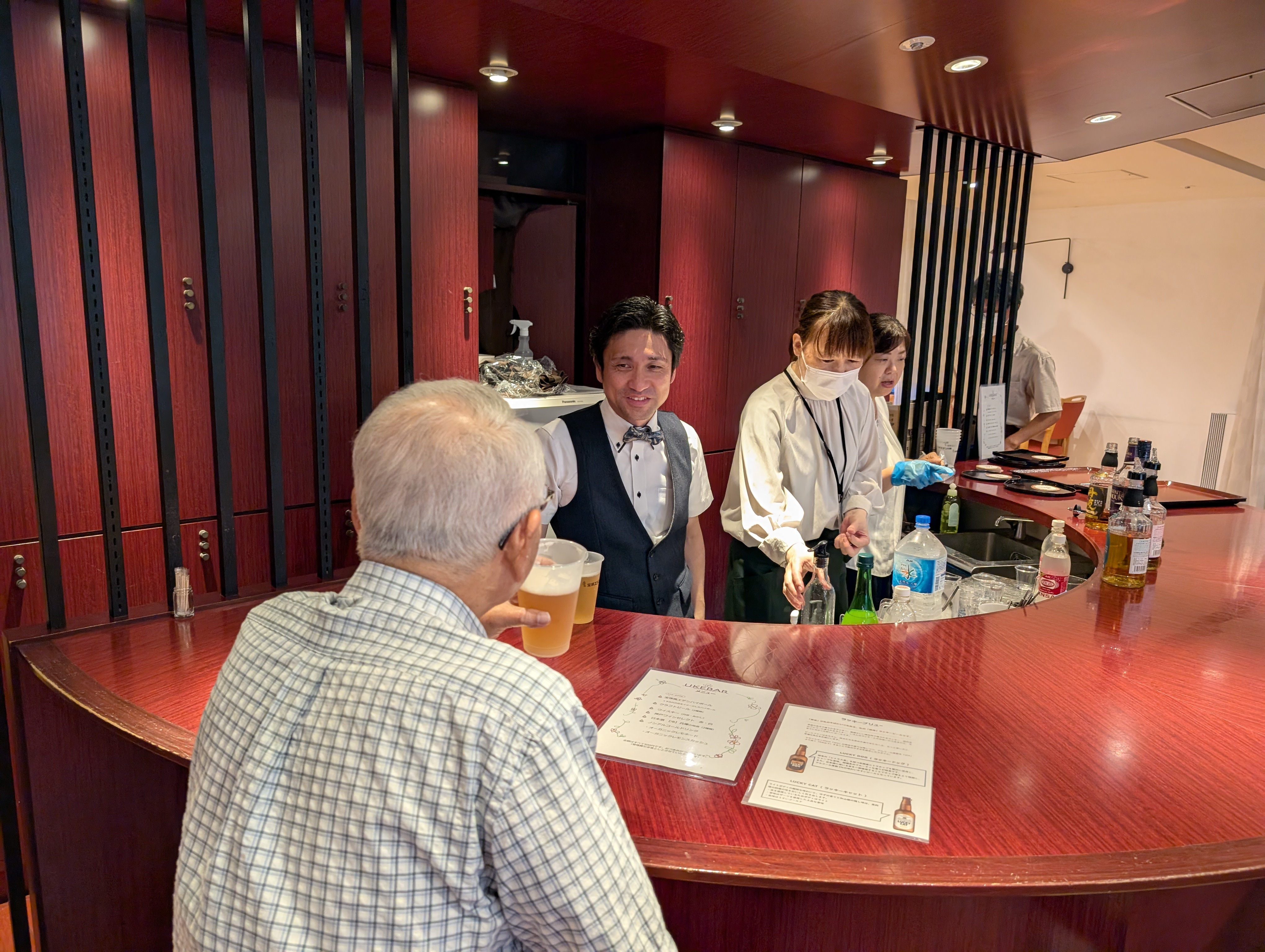 8/5　UKEBAR　開店