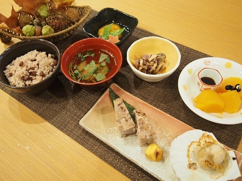 【夕食】10月誕生会食
