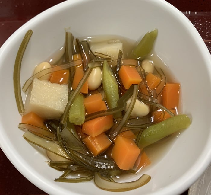 【朝食】大豆と昆布の煮物