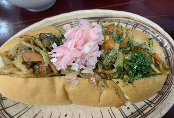 【昼食】焼きそばパン