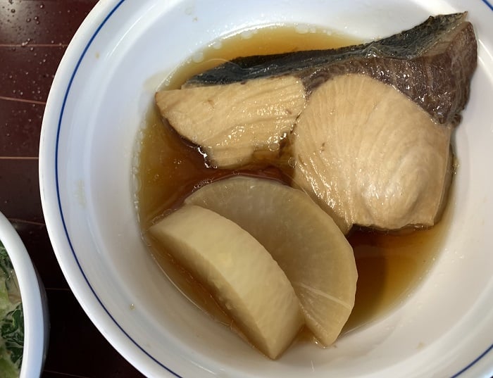 【昼食】ブリ大根