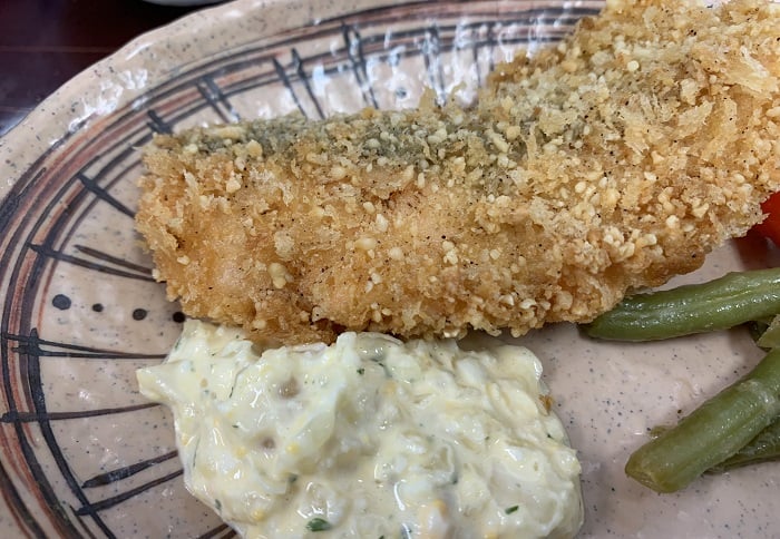 【昼食】サケのアーモンドフライ