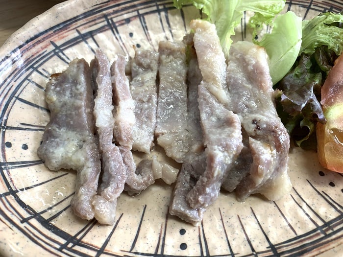 【昼食】豚肉の塩麹漬け焼き