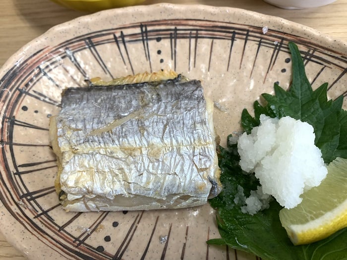 【昼食】タチウオの塩焼き