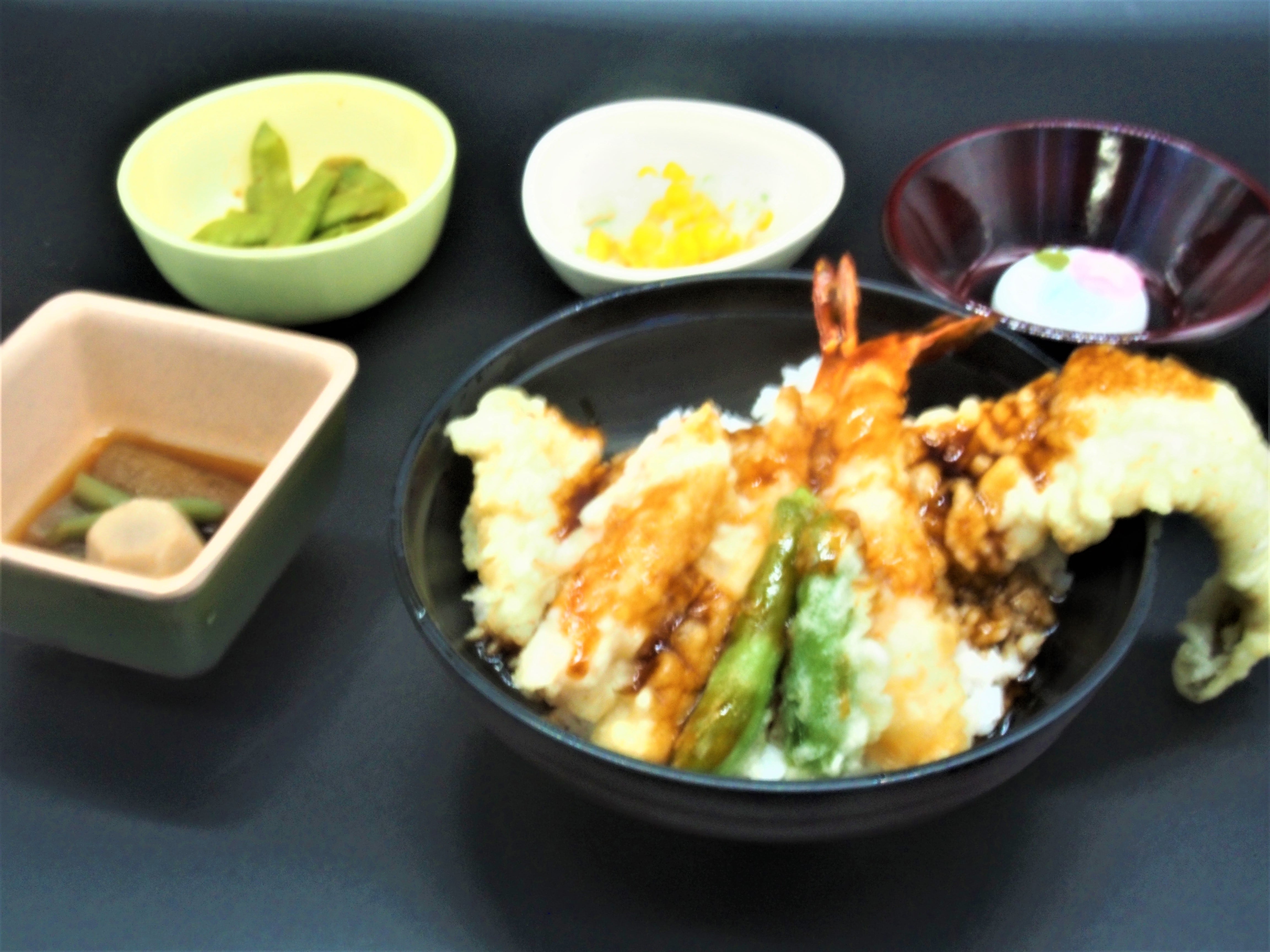 8月6日（金）今夜の献立は『特別料理』～ぜいたく天丼～
