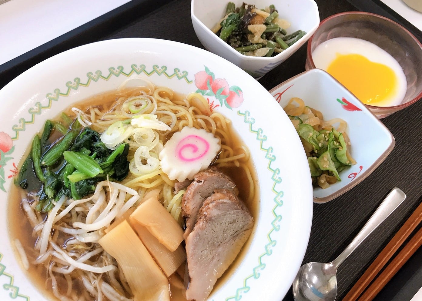 醤油ラーメン（昼食）