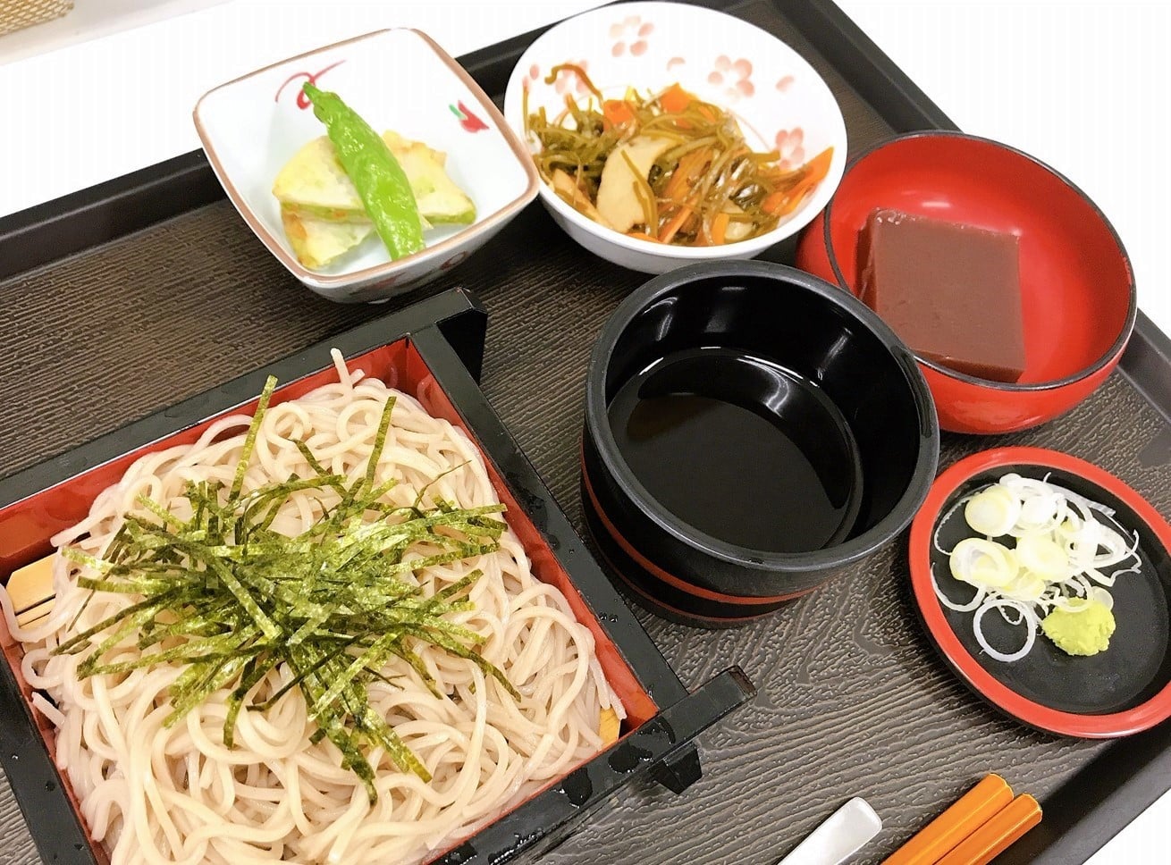 ざるそば（昼食）
