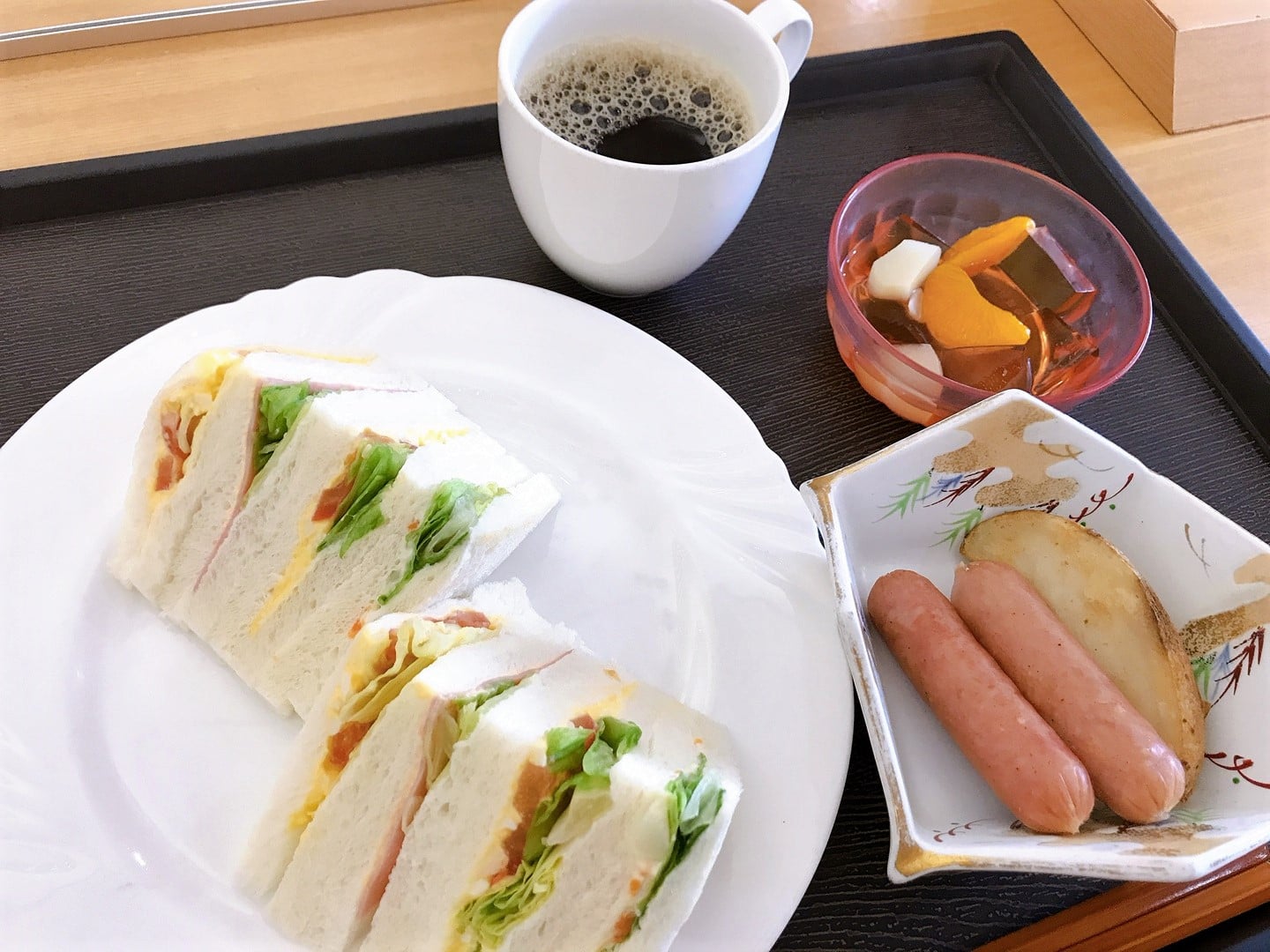 ミックスサンドイッチ（昼食）