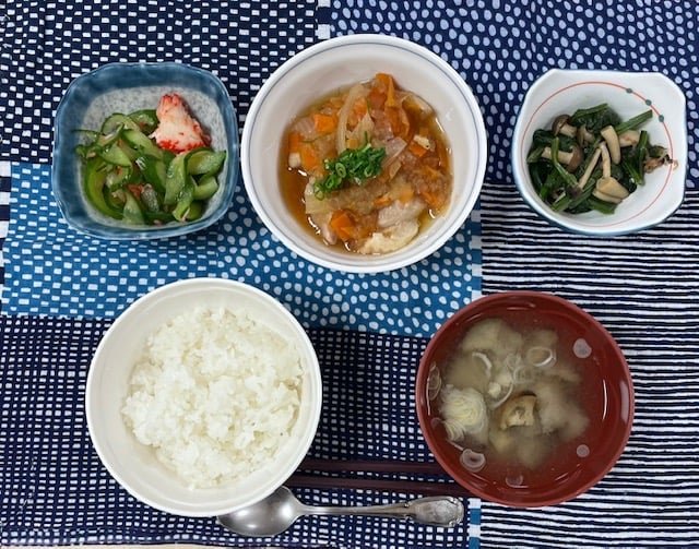 夕食【鶏肉のおろし煮】