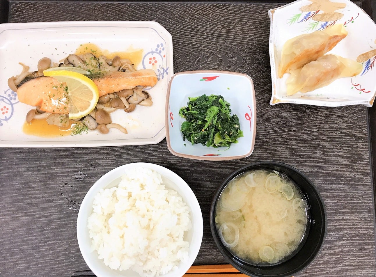 鮭のバター醤油焼き（昼食）