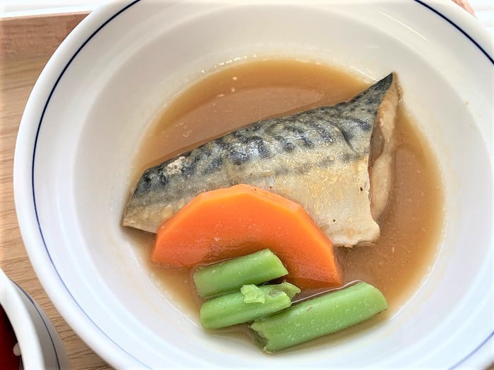 【昼食】サバの味噌煮