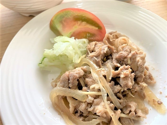 【昼食】豚肉の生姜焼き