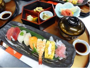 おもてなし料理・昼会席　握り寿司膳