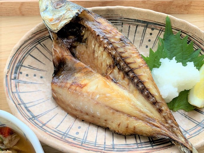 【昼食】アジの開き（干物）