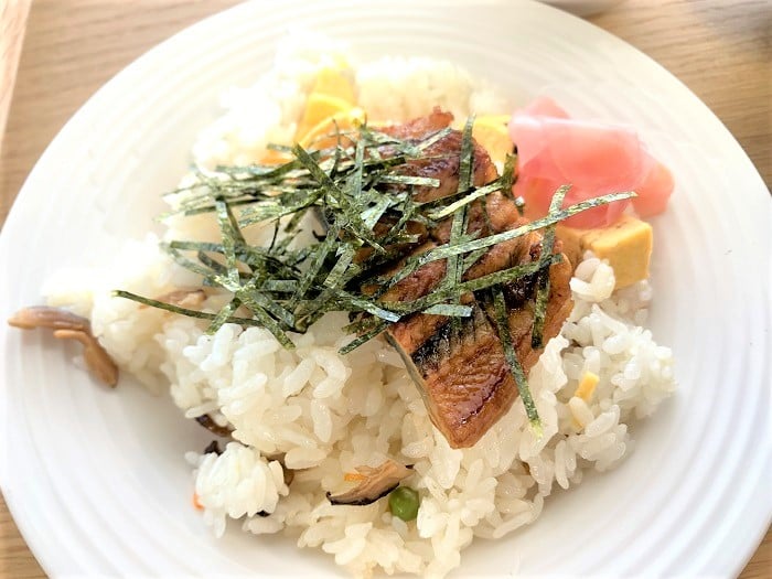 【昼食】ちらし寿司