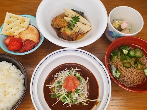 【夕食】5月17日（火）～5月誕生会食～