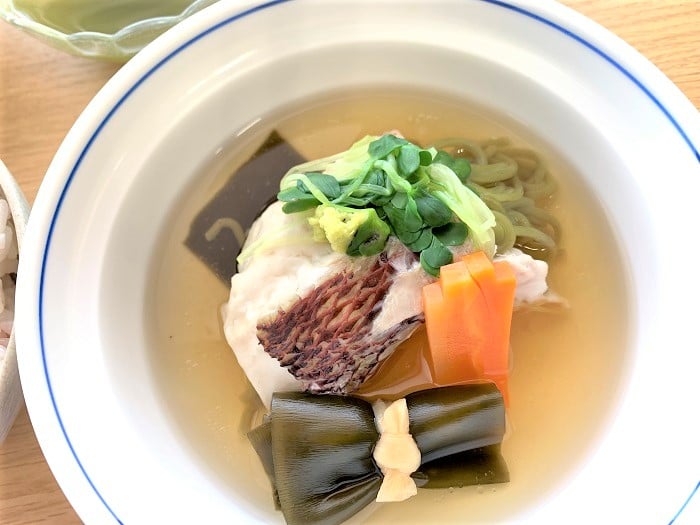 【昼食】三つ葉と梅の混ぜご飯