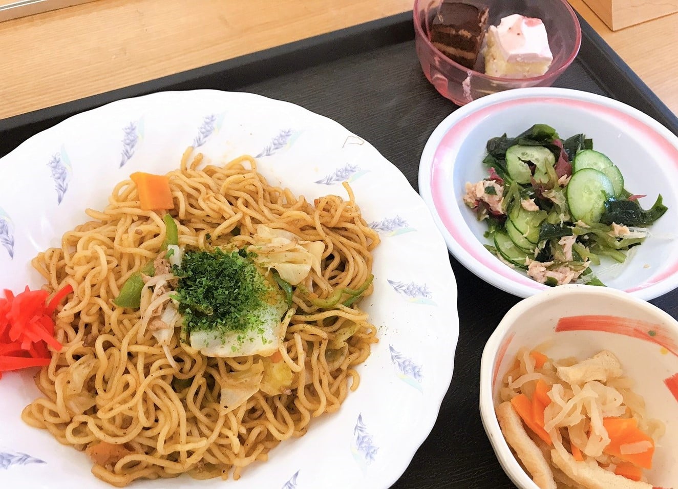 焼きそば（昼食）