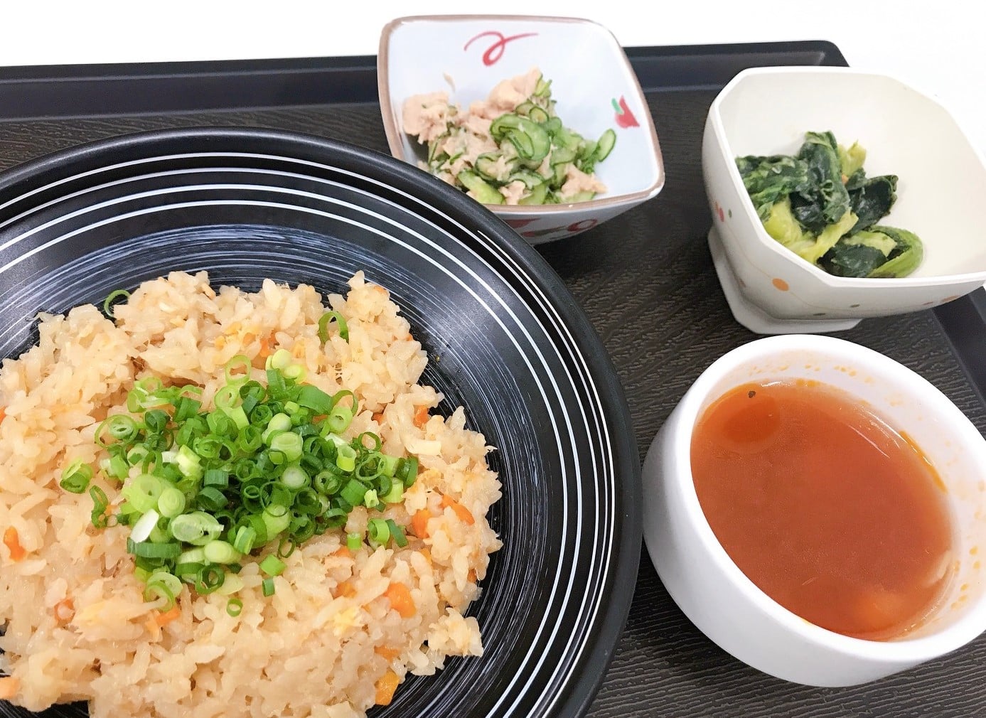 和風鮭ピラフ（昼食）