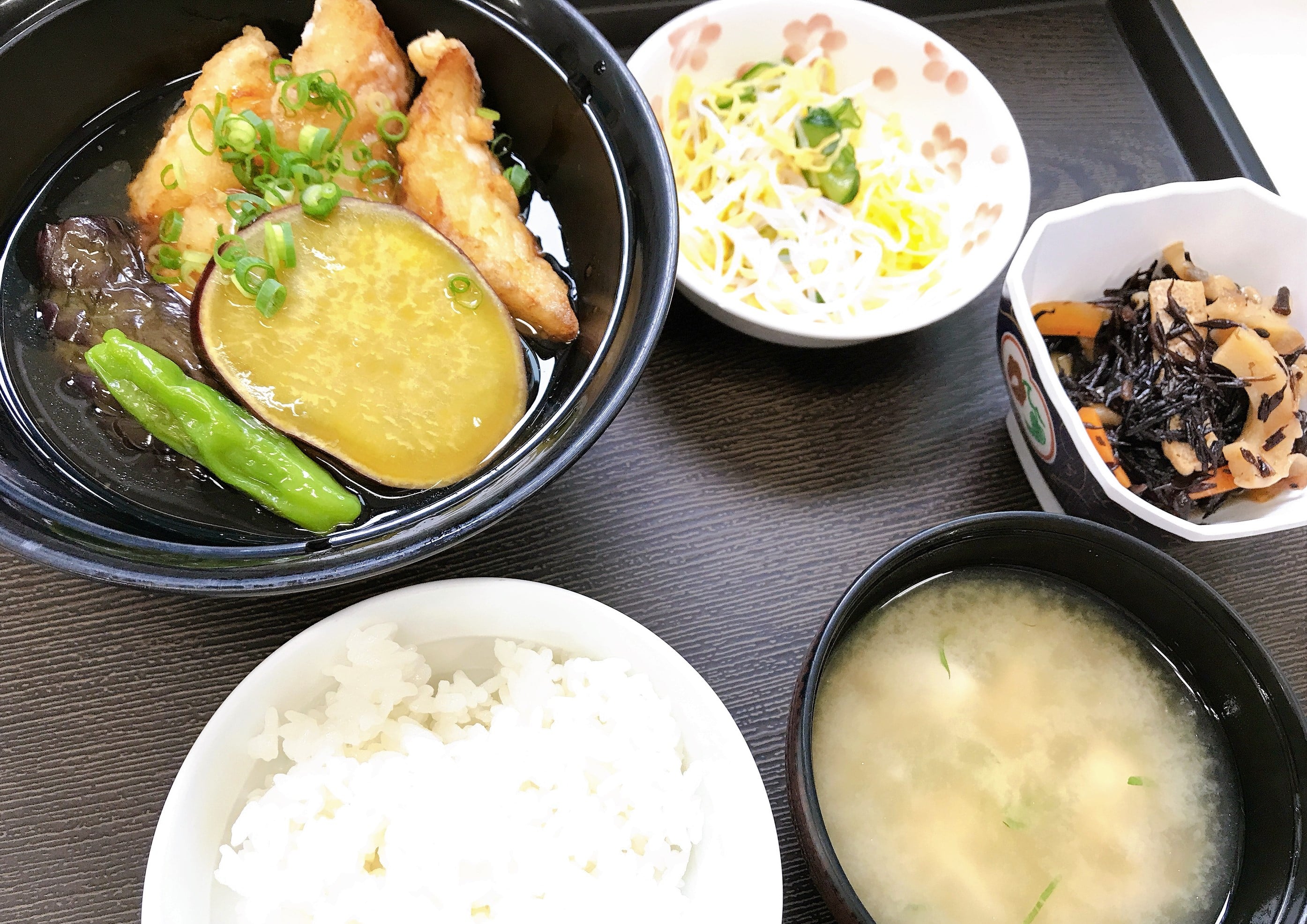 カレイの竜田揚げ（昼食）