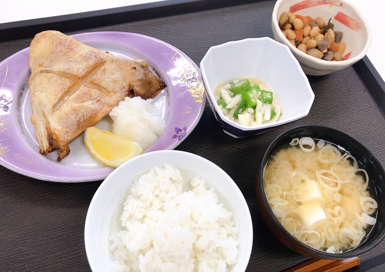 ブリカマ焼き（昼食）
