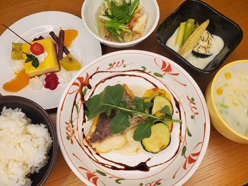 【夕食】6月14日（火）～6月誕生会食～