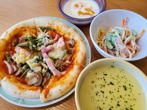 【昼食】8月26日（金）