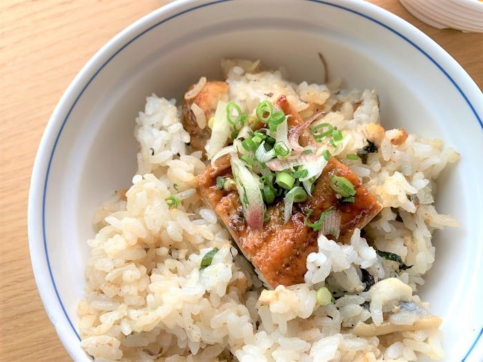 【昼食】薬味たっぷりうなぎ混ぜご飯