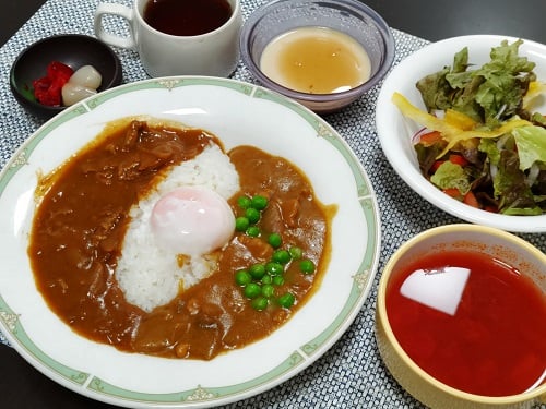 【昼食】10月18日（月）