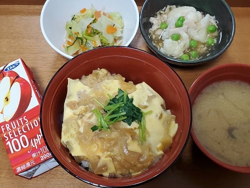 【昼食】11月21日（月）
