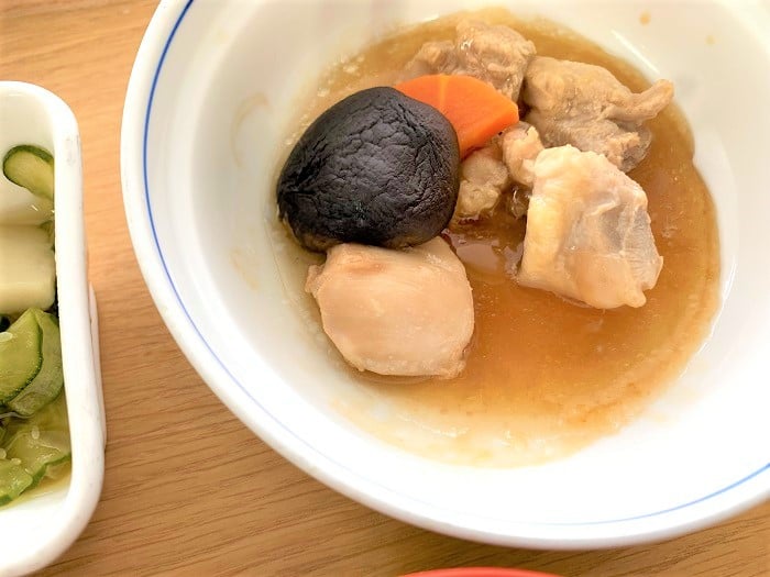 【昼食】鶏肉の甘辛煮