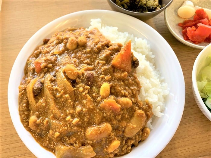 【昼食】挽肉とビーンズのカレー