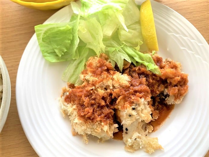 【昼食】鶏むね肉のパン粉焼き