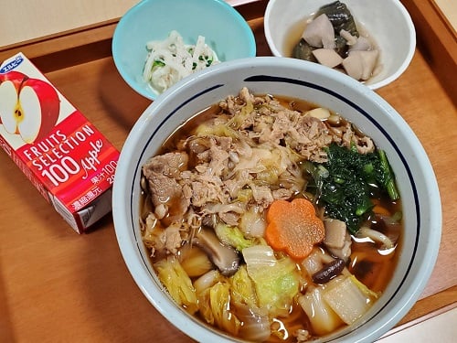 【昼食】2月6日（月）
