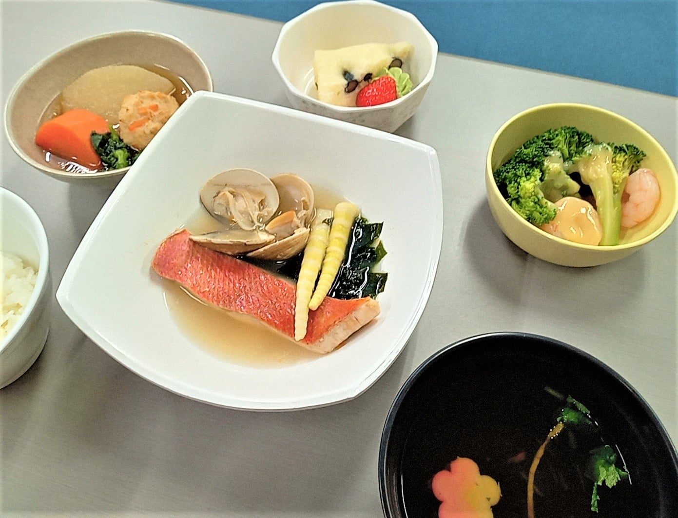食事サービス課のブログを更新しました～令和五年 如月 誕生会食～