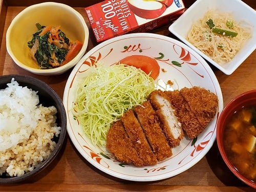 【昼食）2月17日（金）