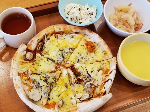 【昼食】3月2日（木）