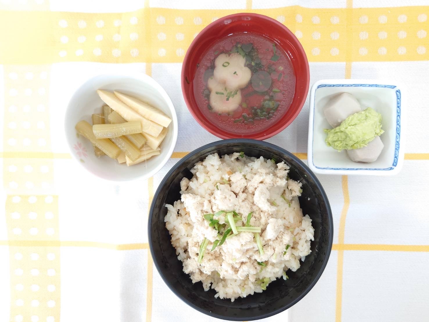 横浜味めぐり・第二弾・昼食【神奈川鯛めし・小田原風】