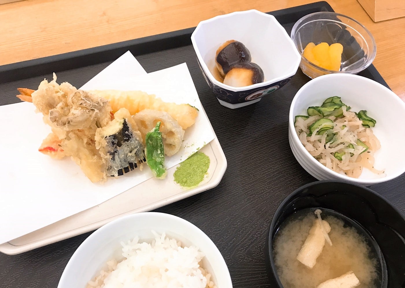 天ぷら盛り合わせ（夕食）