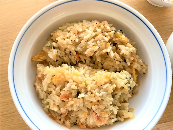 【昼食】桜エビと小松菜のチャーハン