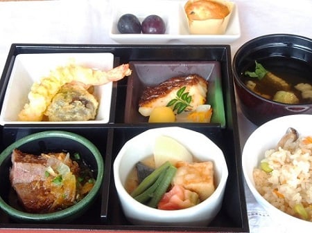 エデンの園祭り「特製松花堂弁当」