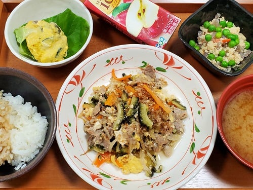 【昼食】ゴーヤチャンプルー