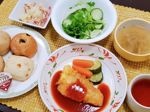 【昼食】カラスカレイのピカタ