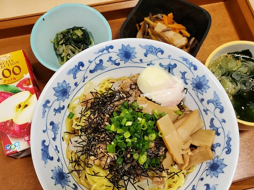 【昼食】油そば・かに炒飯